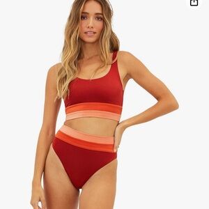 Beach Riot set, size medium. Brand new, still has liner in bottoms